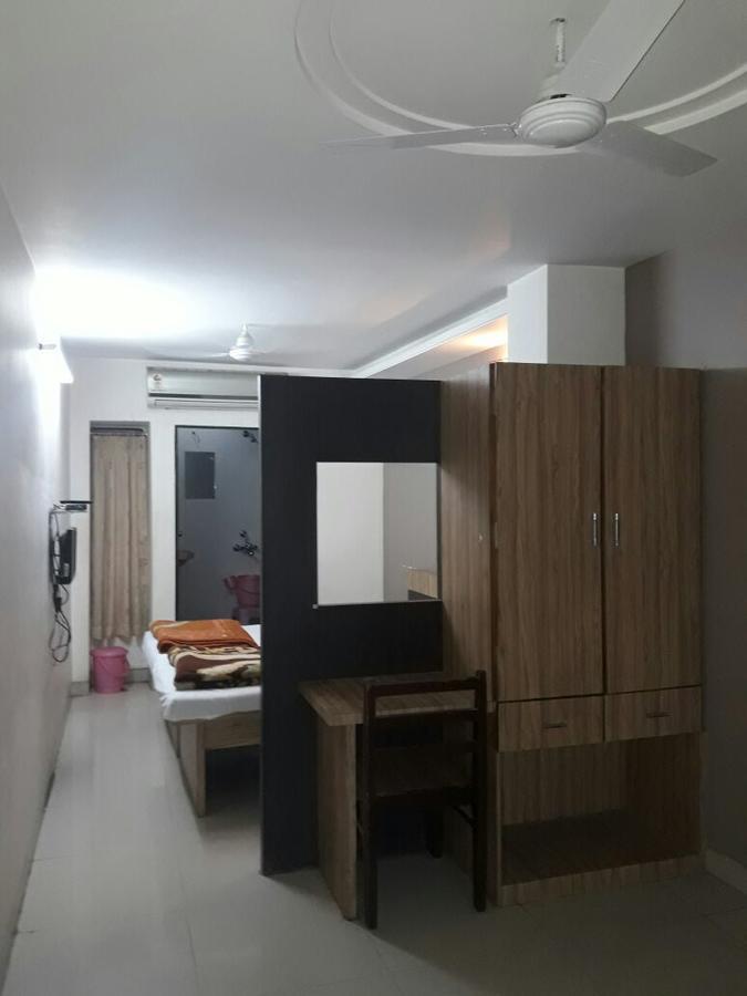 Hotel Pariwar Aurangābād Exterior foto